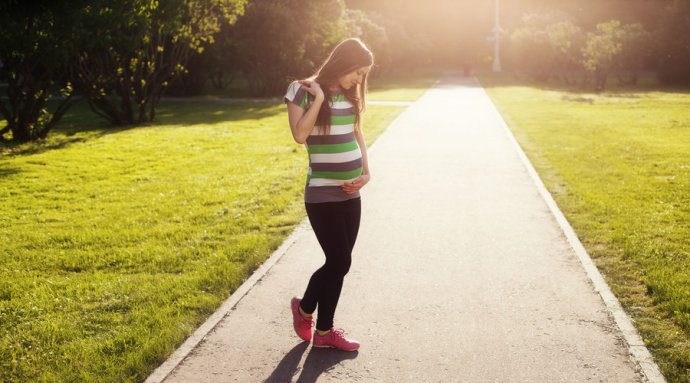 孕婦散步好處多，但一定要注意以下幾點